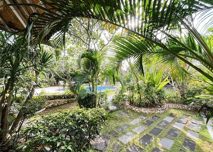 Adi's Guest house 3*